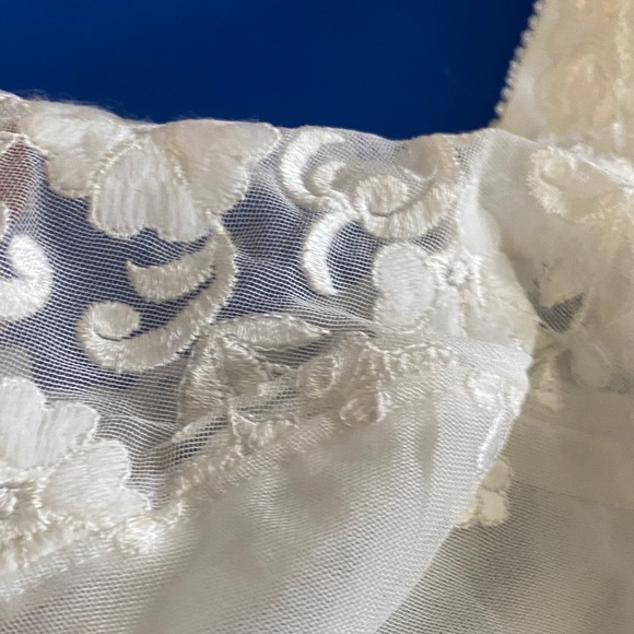 Felina White Lace Bra - Picture 16 of 16